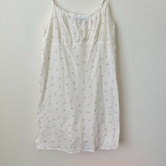 Ralph Lauren White Chemise with Pink Accents - Picture 2 of 10